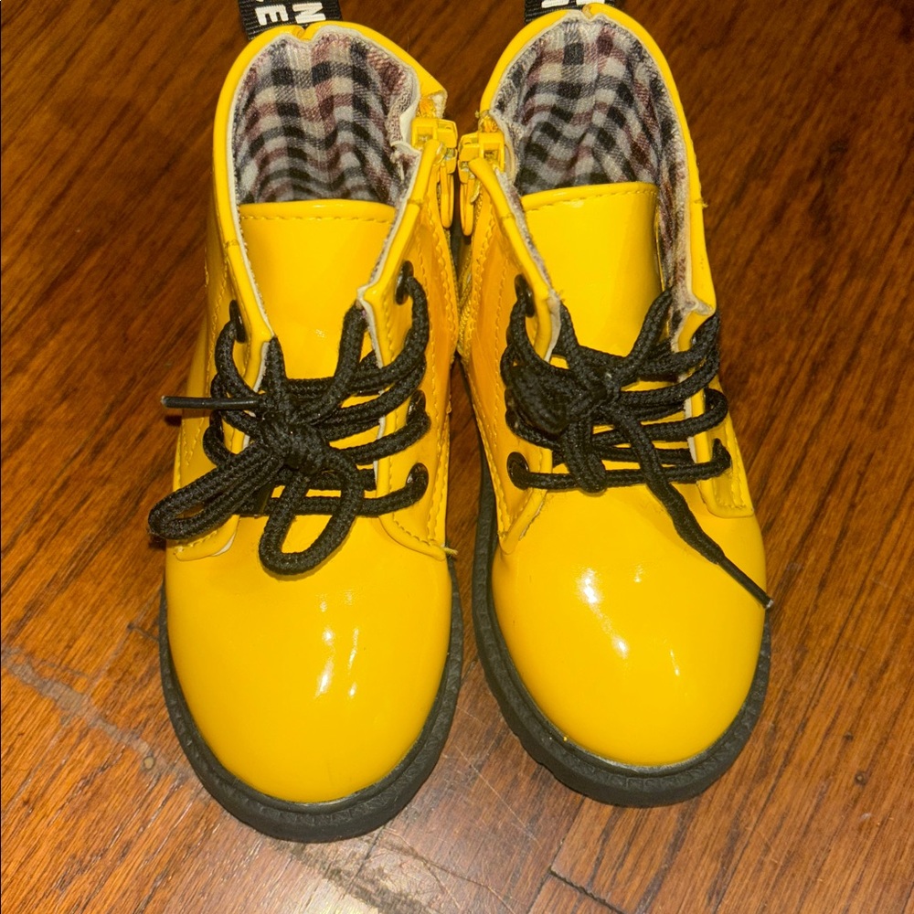Yellow Kids Boots good for rain days too